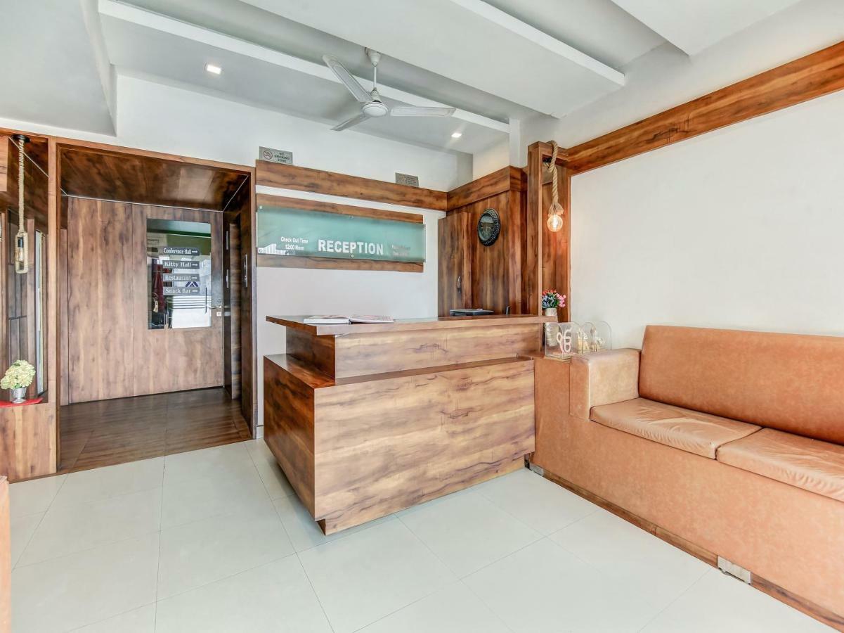 Oyo 27999 Hotel Deep Sirsa Bagian luar foto